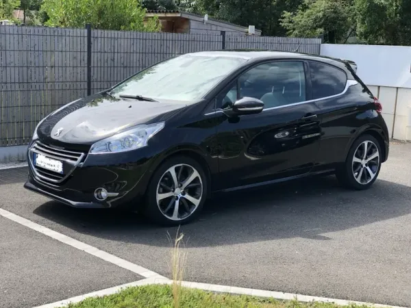 Quelle huile moteur pour Peugeot 208 I 1.6 THP 155-165