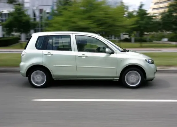 Quelle huile moteur pour Mazda 2 I (DY)