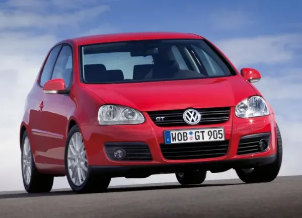 Quelle huile moteur pour Volkswagen Golf 5 1.6 102ch