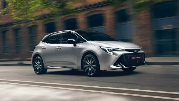 Quelle huile moteur pour Toyota Corolla XII (E210)
