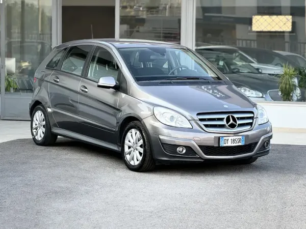 Quelle huile moteur pour Mercedes Classe B T245
