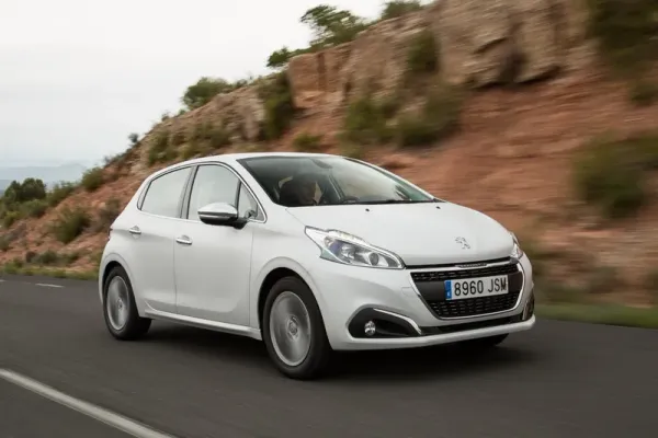 Quel filtre à air pour ma Peugeot 208 I (2012-2020)